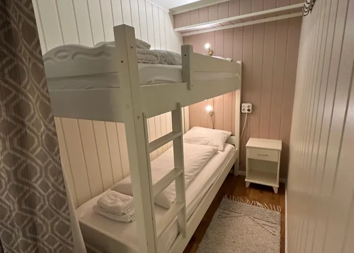 Lofoten Rorbuer * Svolvær