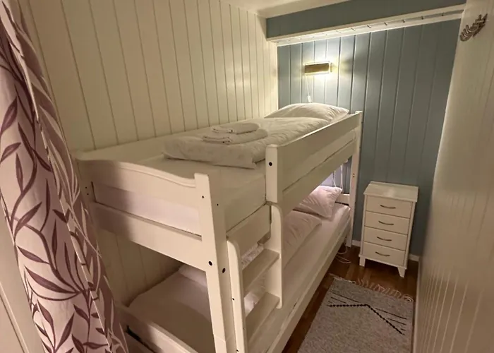 Lofoten Rorbuer Lägenhet *