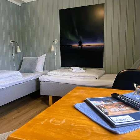 Lofoten Rorbuer * سفولفير