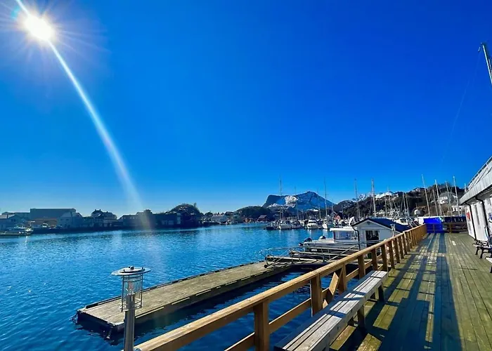 Lofoten Rorbuer شقة سفولفير