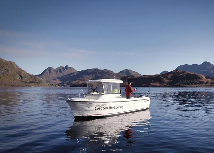 Lofoten Rorbuer سفولفير